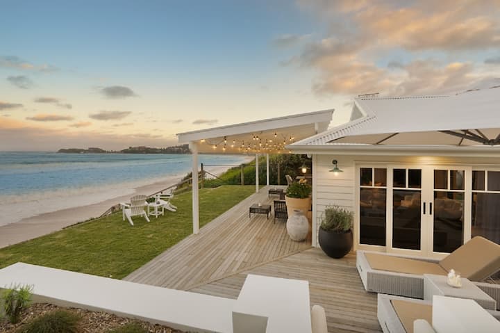 The Tonic- Exclusive Wamberal BeachFront,6bedrooms