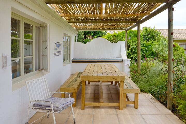 Original Scarborough Beach Cottage gallery image 5