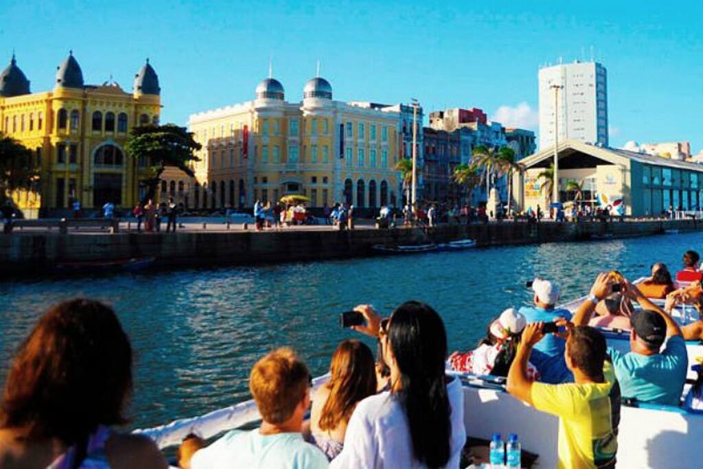 RECIFE VISTA DE DENTRO DO RIO