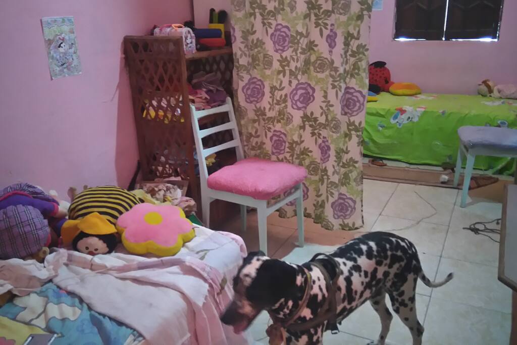 Bedroom for share (2 per.) Quarto p/ compartilhar