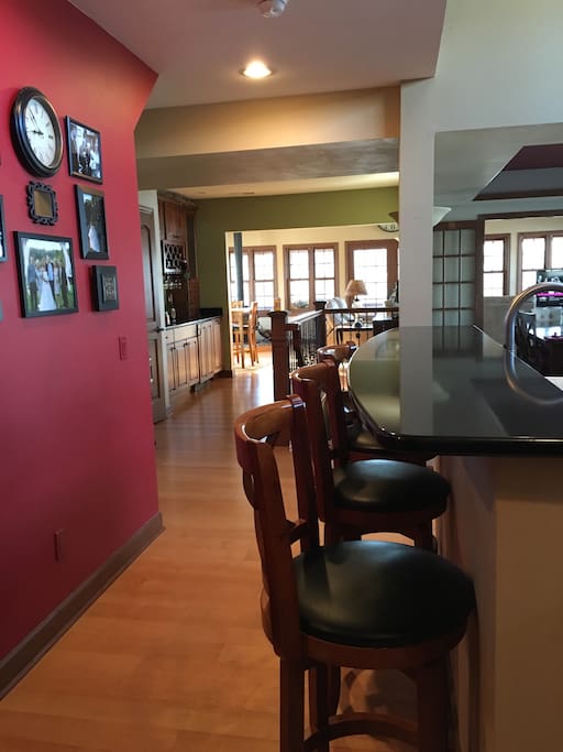 Bar height 3 stools