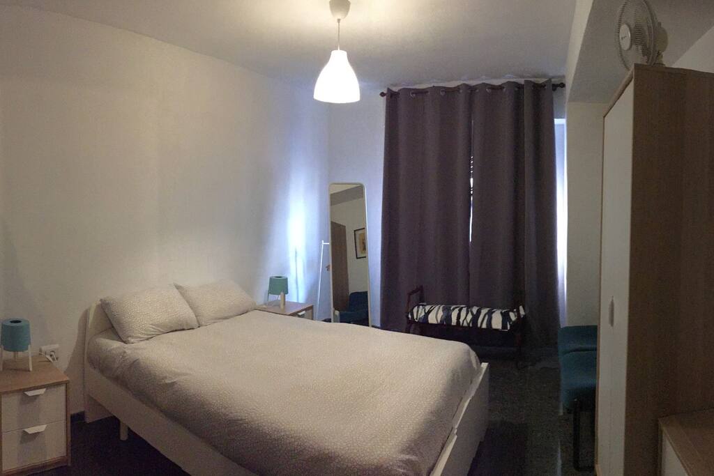Main Bedroom/dormitorio principal