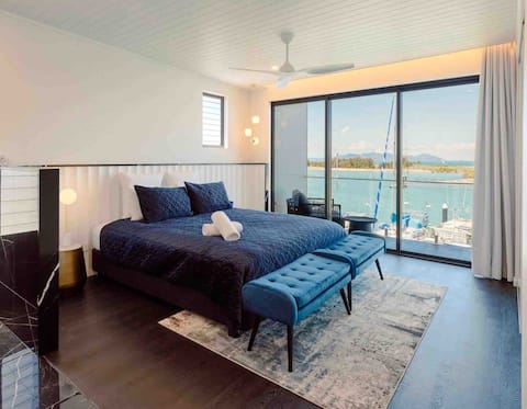 NEW! Dacha on Maggie #2 First Class Luxury