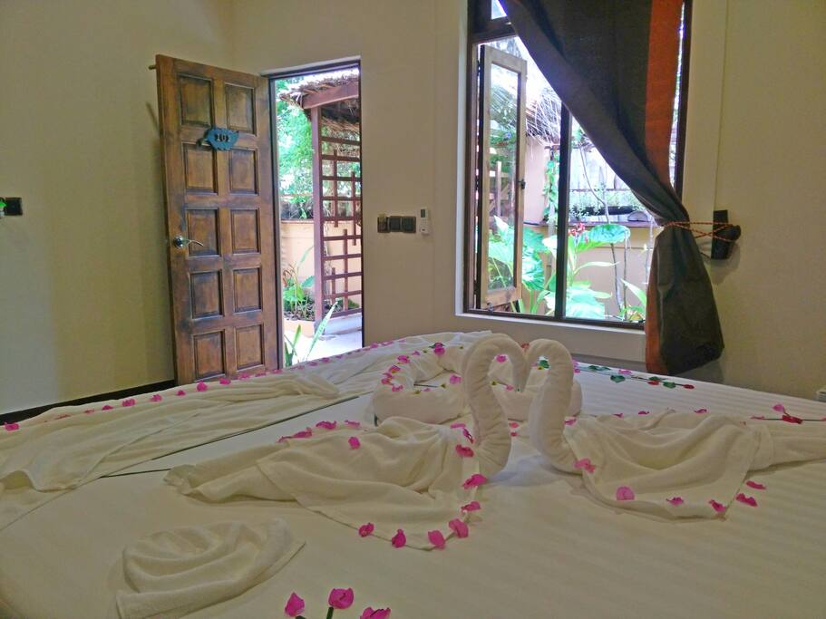 Deluxe King Room
