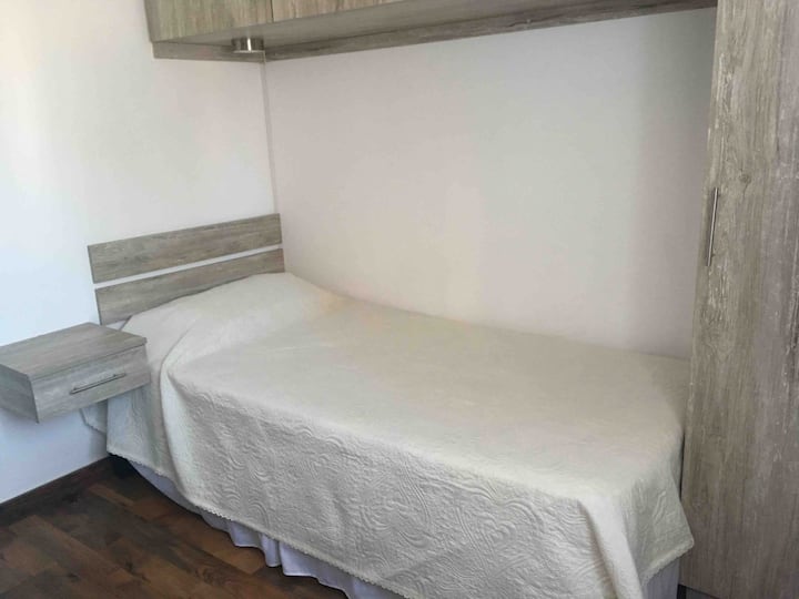 חדרי שינה ליחיד 