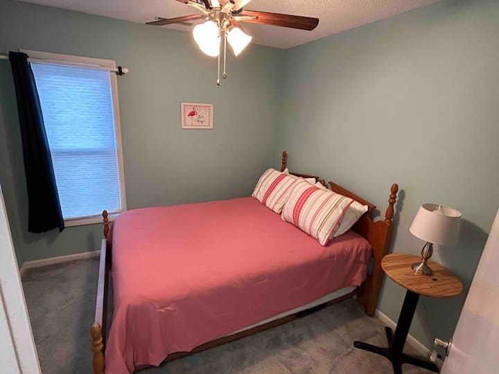 Спалня за гости №2 - пълно легло
на горния етаж