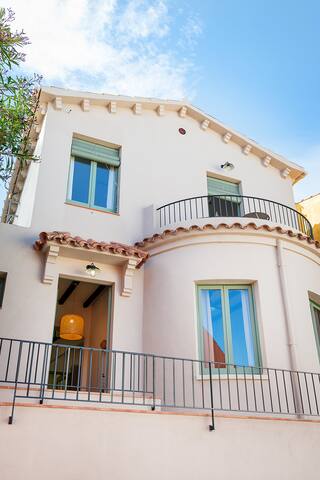 Casa única a Tamariu gallery image 2