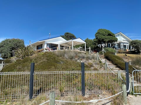 Relaxing beach-front living.