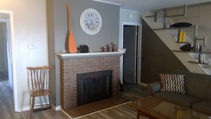 Lake Front Cottage on Iyopawa Island & Golf Course