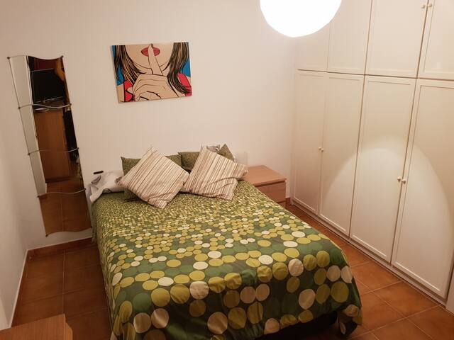 Bonita habitación en Los Boliches! | Nice room!