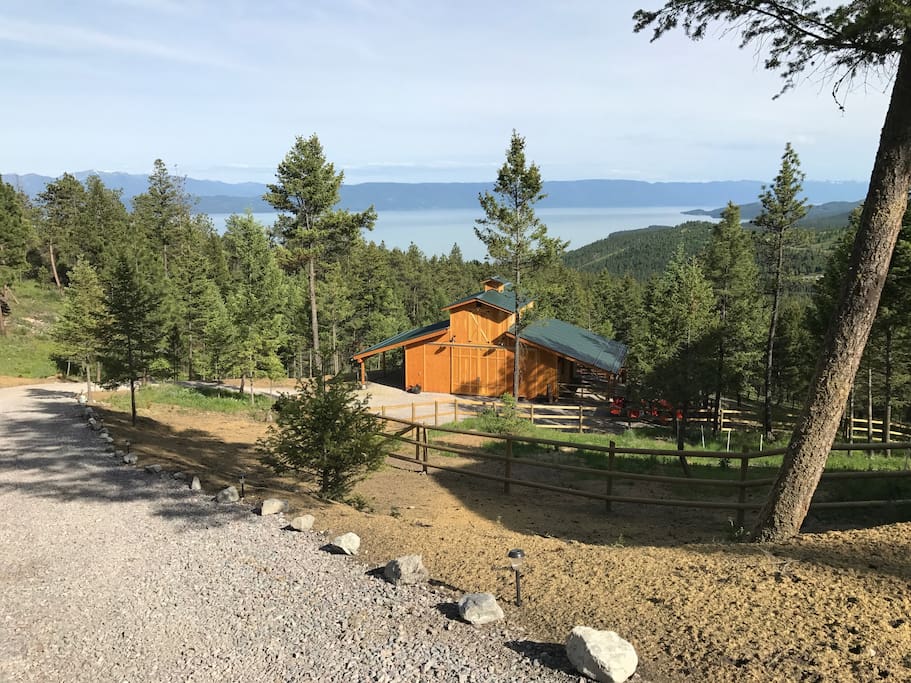 Elegant Barn Cabin above Flathead Lake with views Barns for Rent in