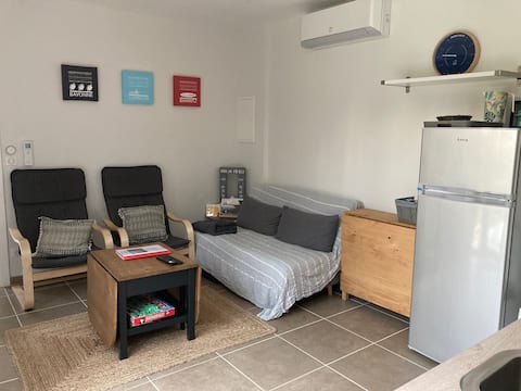 Successful Airbnb property: 800m from the beach 2 bedrooms with private garden in Labenne