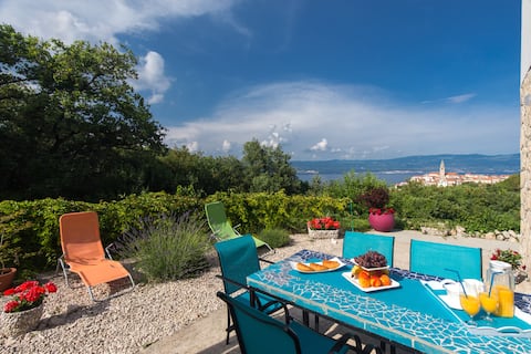 Top Airbnb: Comfortable apartman Klara in Kornić