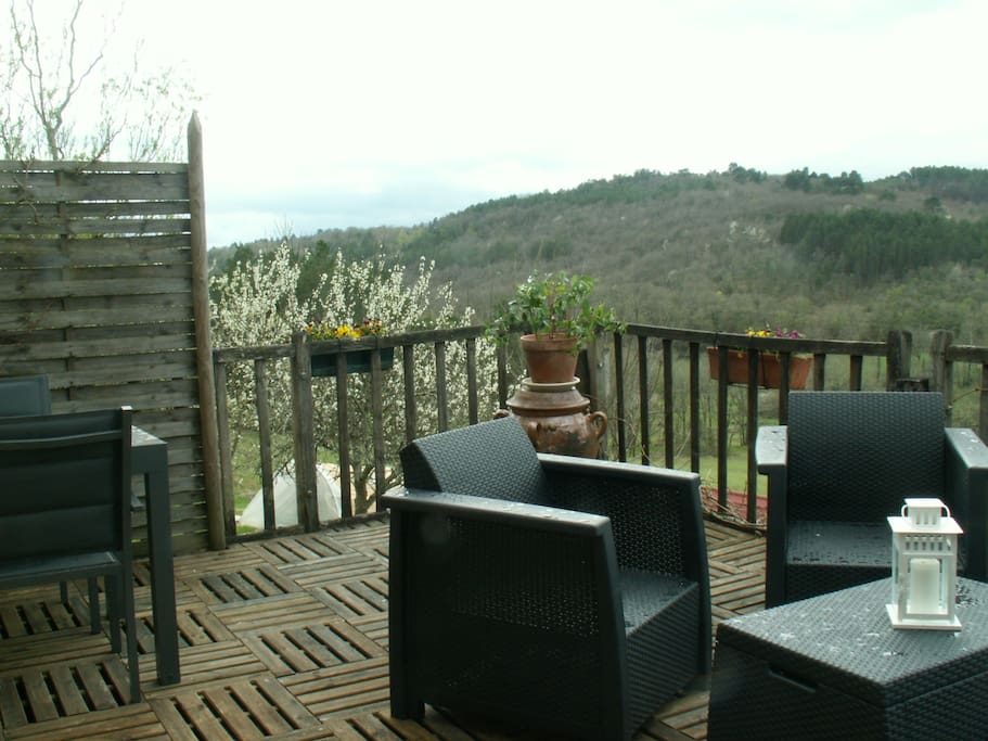 Salon de jardin sur terrasse
