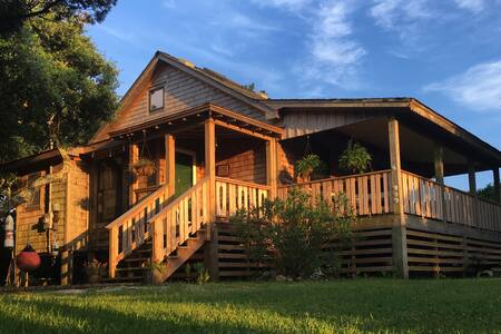 Makana Beach Cottage ~ A Magical Retreat