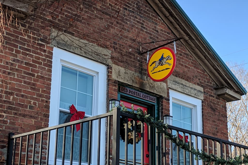 Old Postal Cottage Tiny houses for Rent in Parkman, Ohio, United States