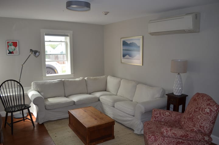 Modern East End Studio, Perfect Portland Home Base - Portland, ME