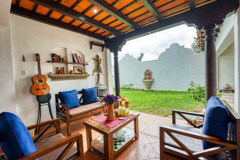 Casa Blanca: Open & airy for families & quiet time