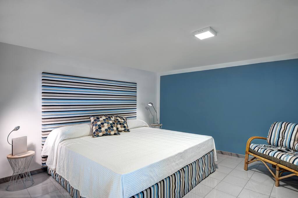 Double Bed