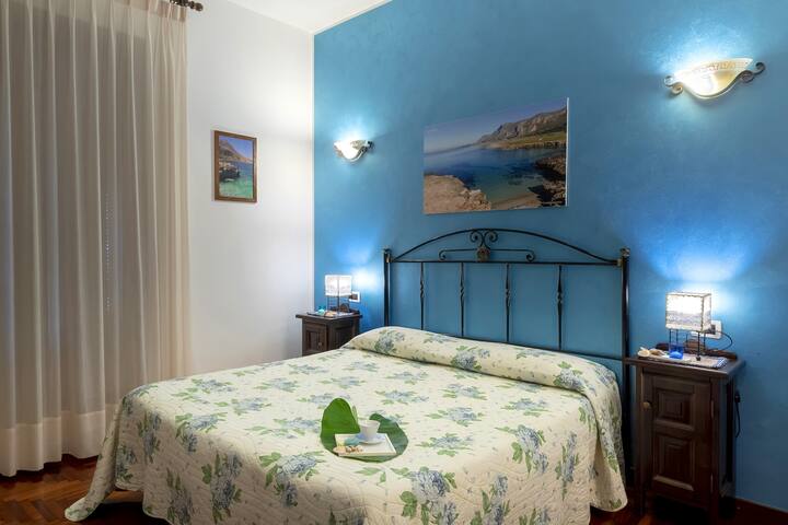 Private room with 1 bedrooms in San Vito Lo Capo - Alba Marina Bed & Breakfast con colazione, Stanza.