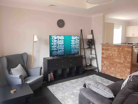 Successful Airbnb property: Everything on Egan , unit in the heart of the CBD in City Of Kalgoorlie Boulder