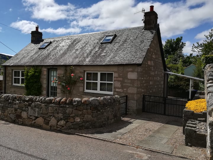Top 10 Cottages For Rent In Pitlochry, UK Updated 2024 Trip101