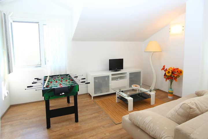 2 ห้องนั่งเล่น