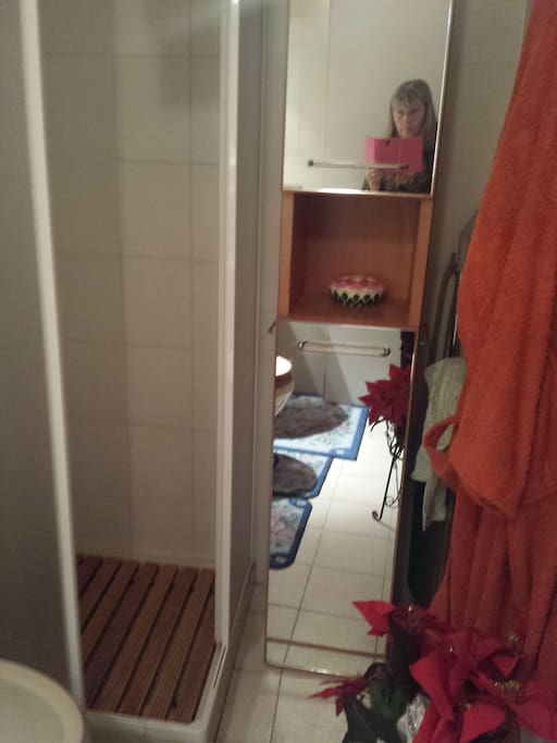 Bagno con doccia