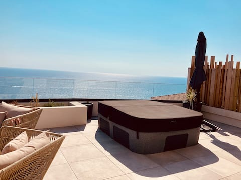 Beautiful Sea View 2-bedroom Apartment – Quiet & Absolute Comfort