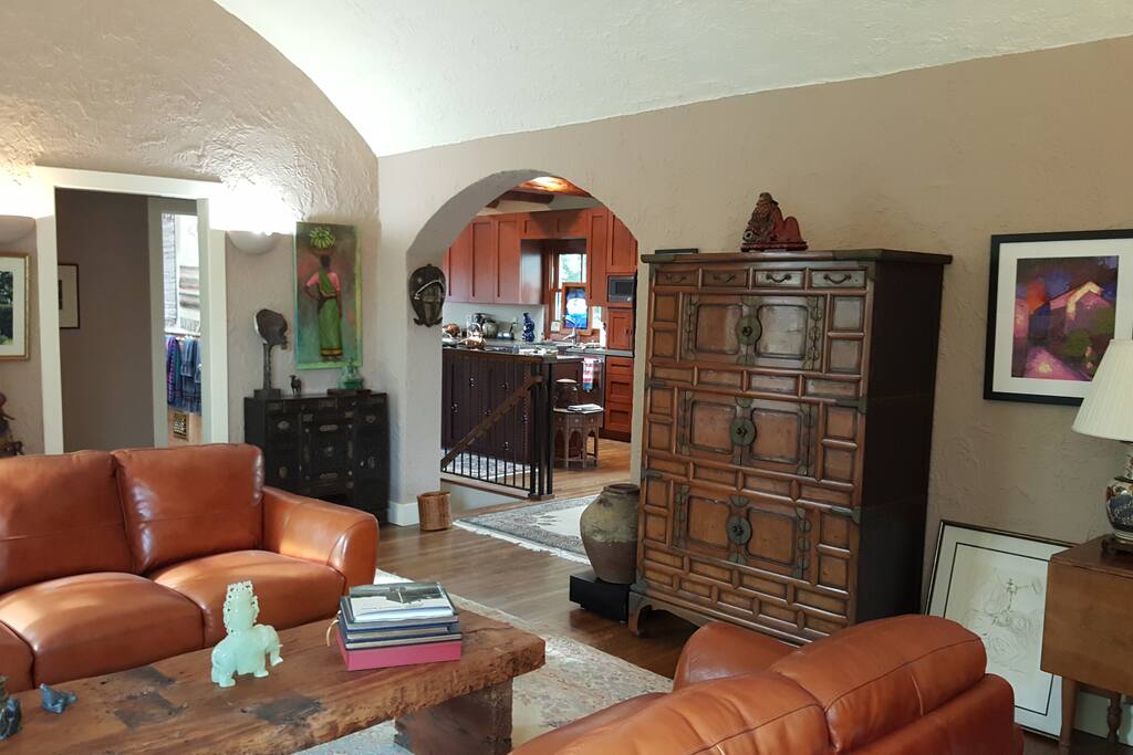Living Room To Kitchen