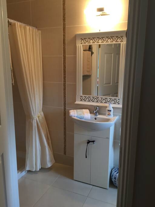 Ensuite