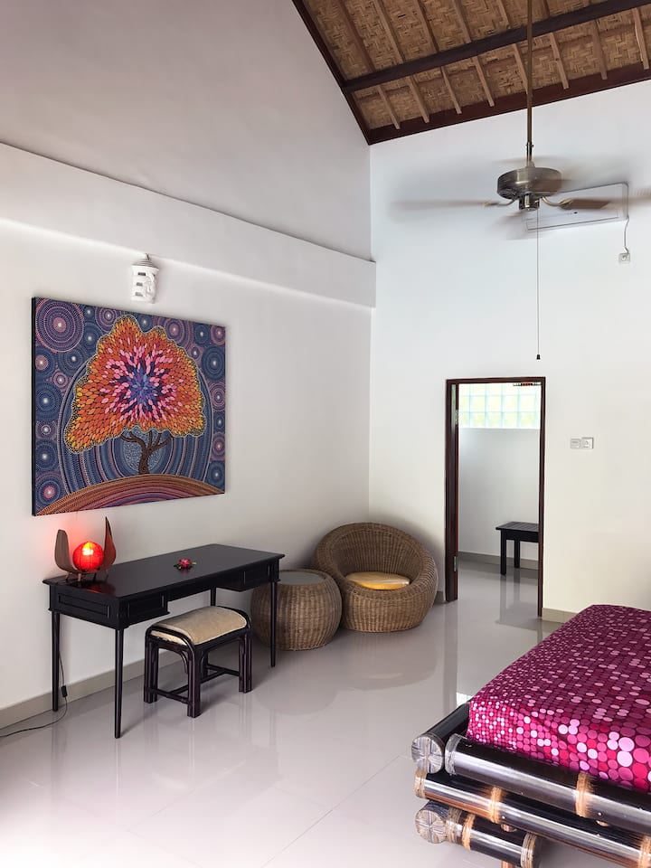 ห้องนอน 2 (Bedroom 2)