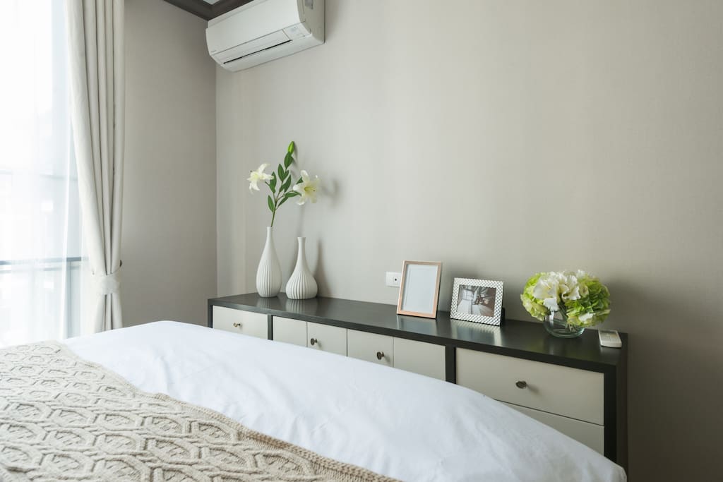 Master bedroom with classic style & spacious bed