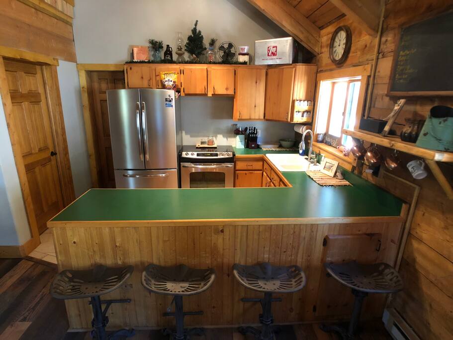 Fully stocked kitchen for all those home cooked meals!