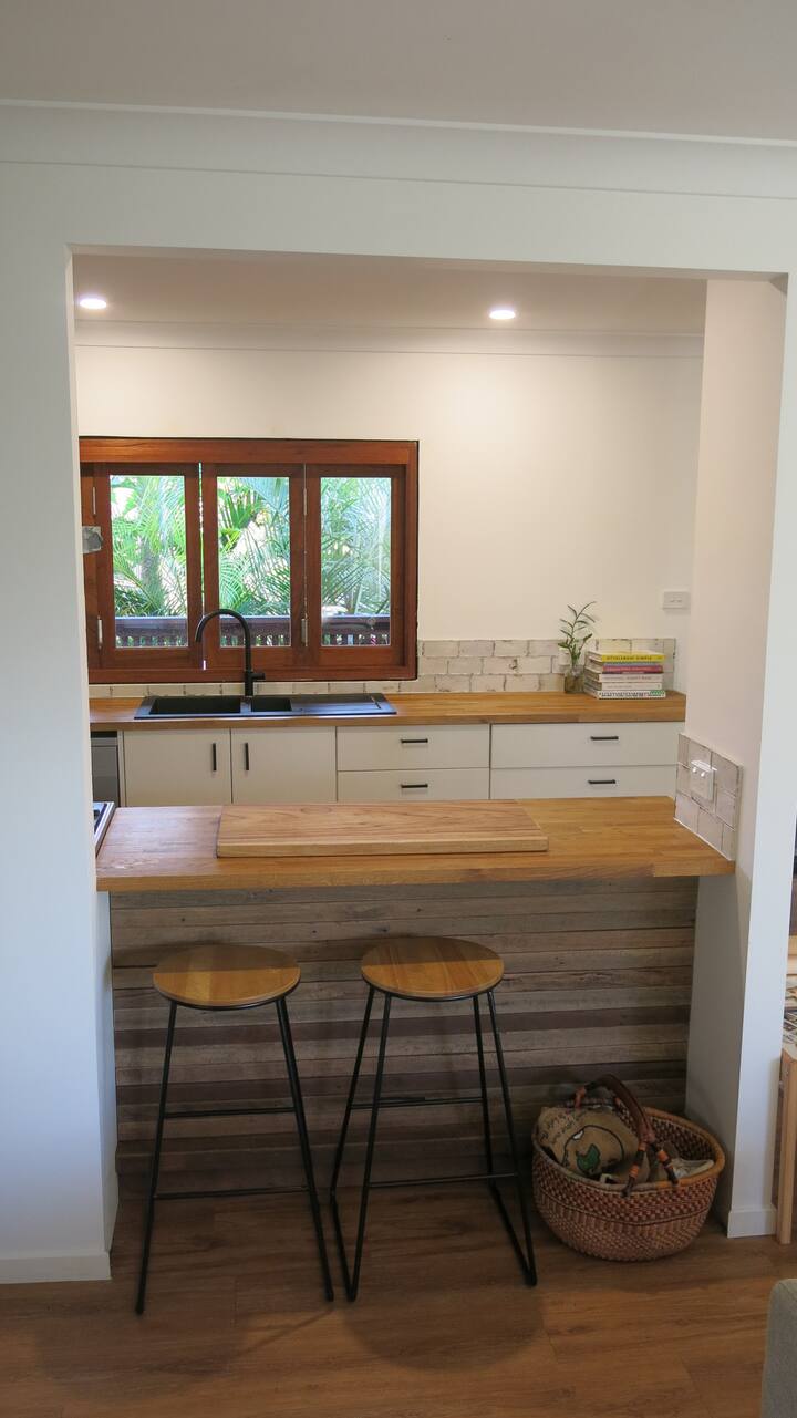 light & quiet unit in lennox head Houses for Rent in Lennox Head, New
