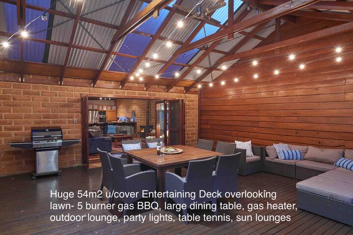 M/River Multiple Family Getaway- Kilcarnup Break gallery image 3