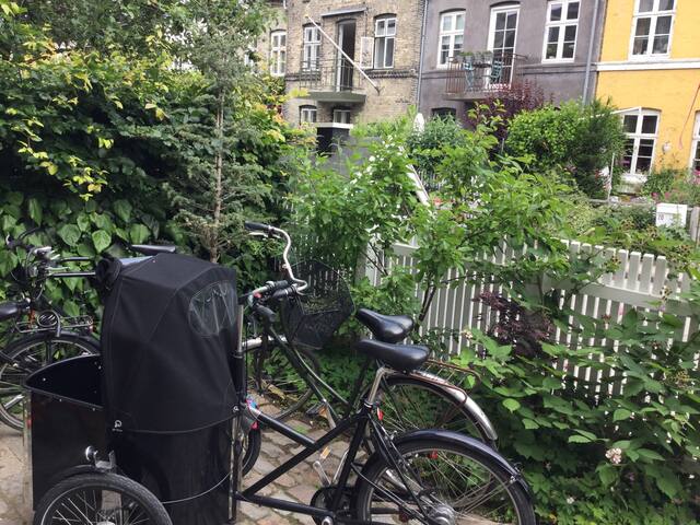 Cosy brownstone gallery image 4