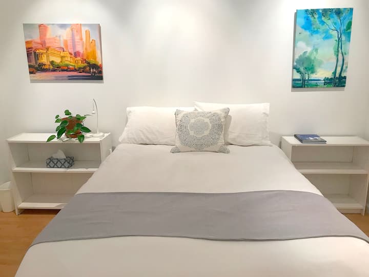 Kitanda cha ukubwa wa Malkia wa ajabu