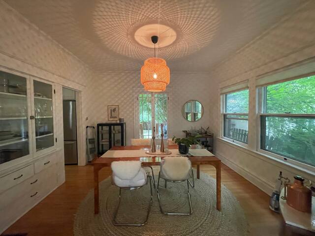 Modern Portland Craftsman in heart of Mississippi gallery image 3