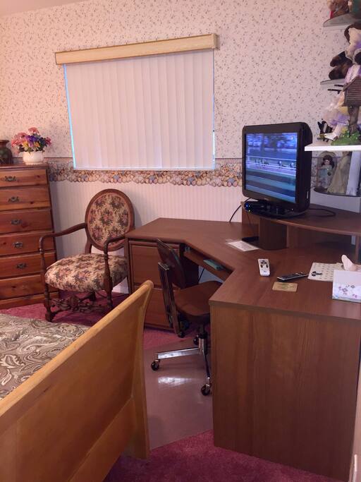 Computer desk, 32" color cable TV .