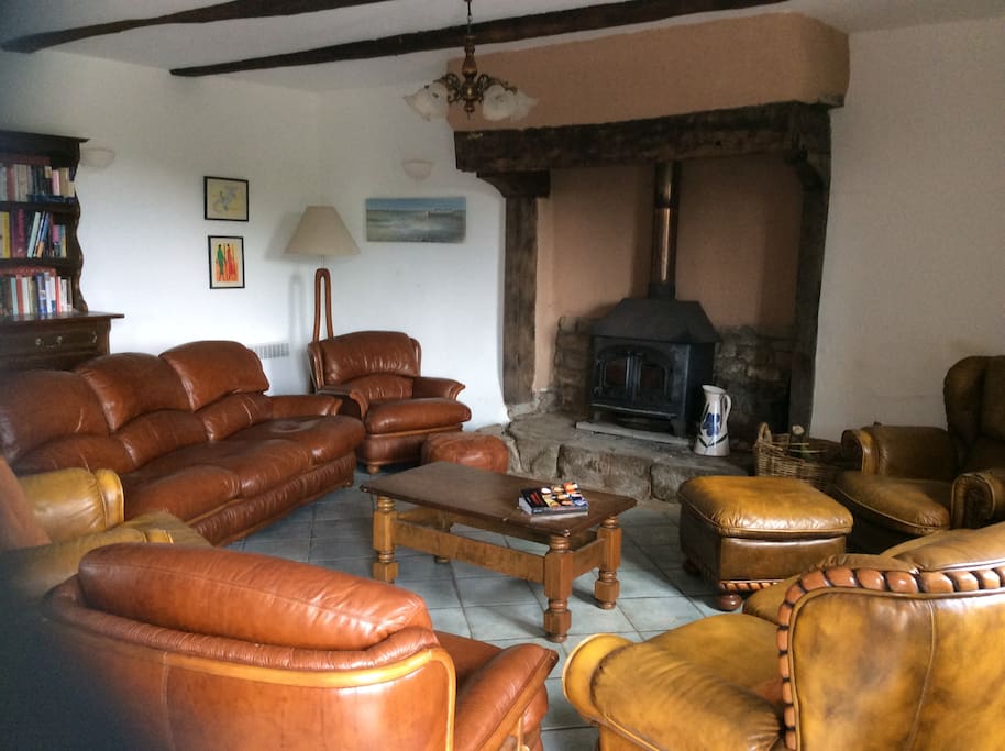 Spacious sitting area
