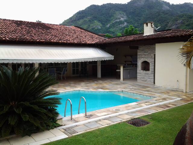 Casa grande com 4 suítes, piscina, churrasqueira gallery image 3