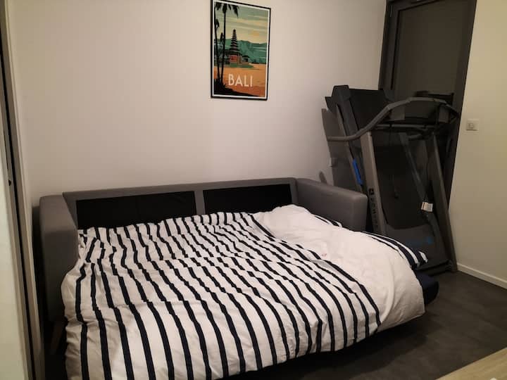 საძინებელი 1