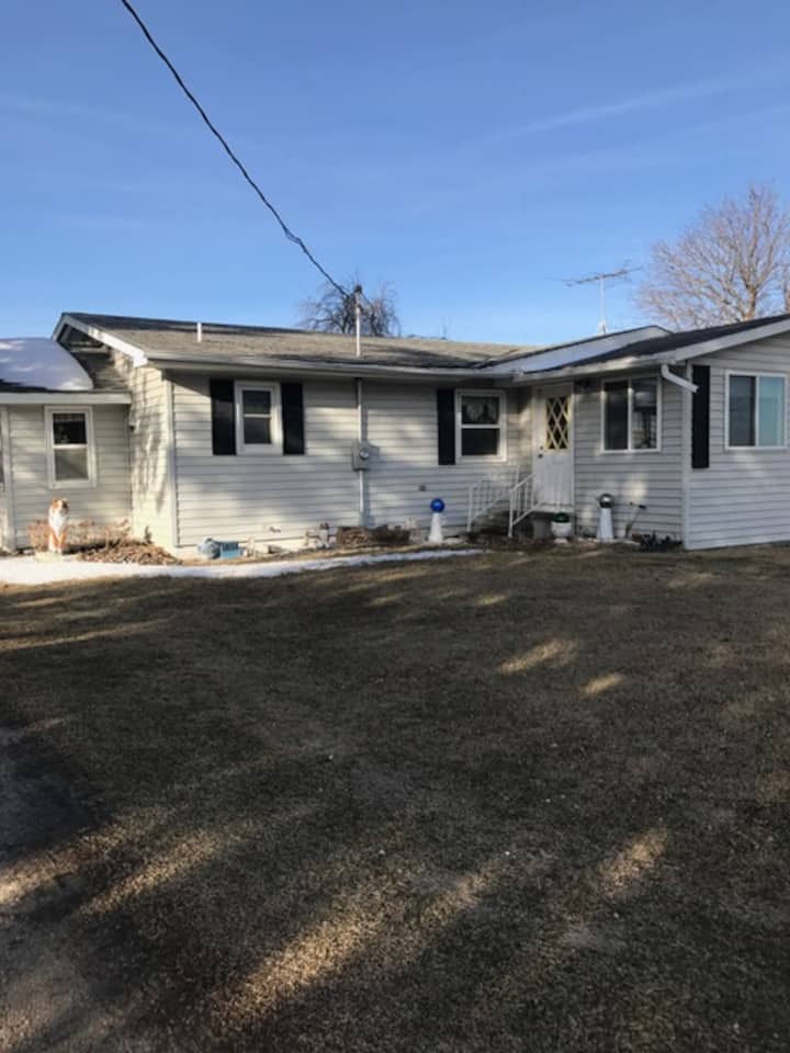 Elkader Vacation Rentals & Homes Iowa, United States Airbnb