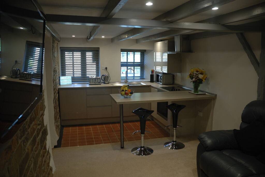 Kitchen & Living area