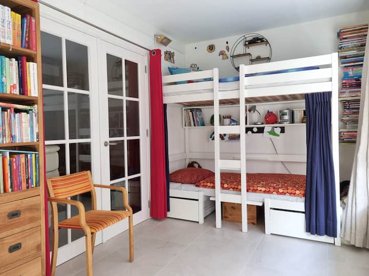 Dhomë gjumi 2
