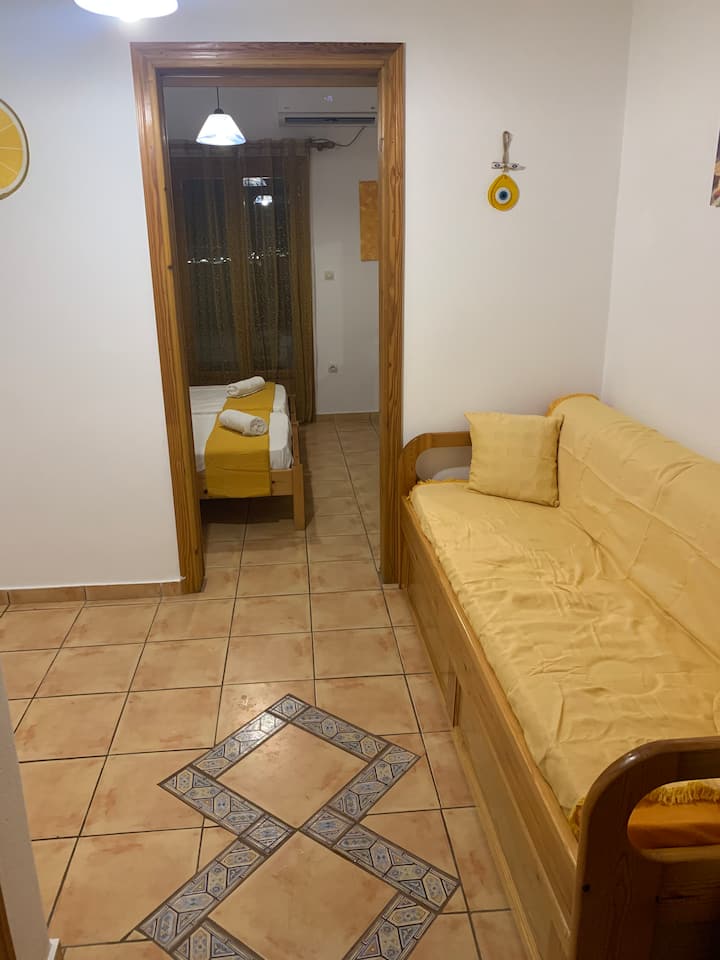 سرير أريكة قابل للطي 