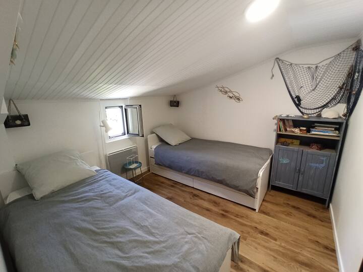 חדר ילדים שני 