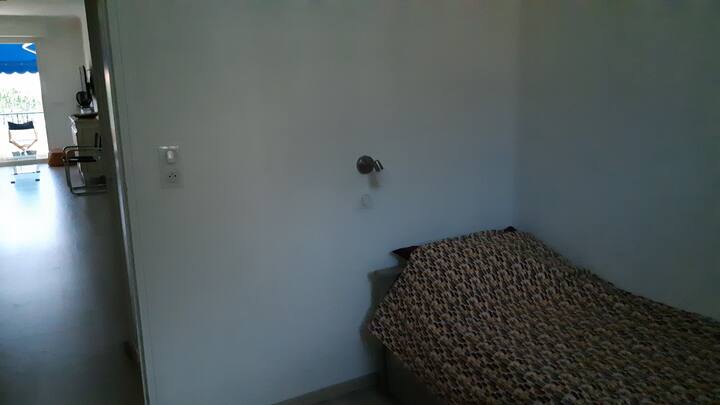 Детска спалня 2x80 легла тип сандвич