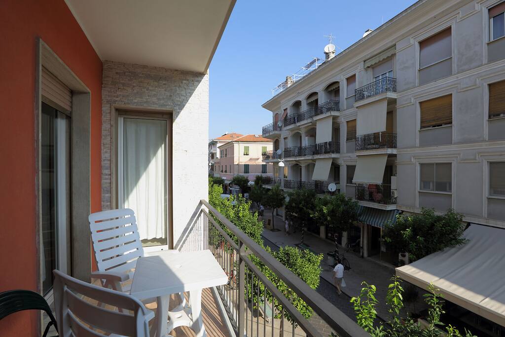 AMPIO TERRAZZO